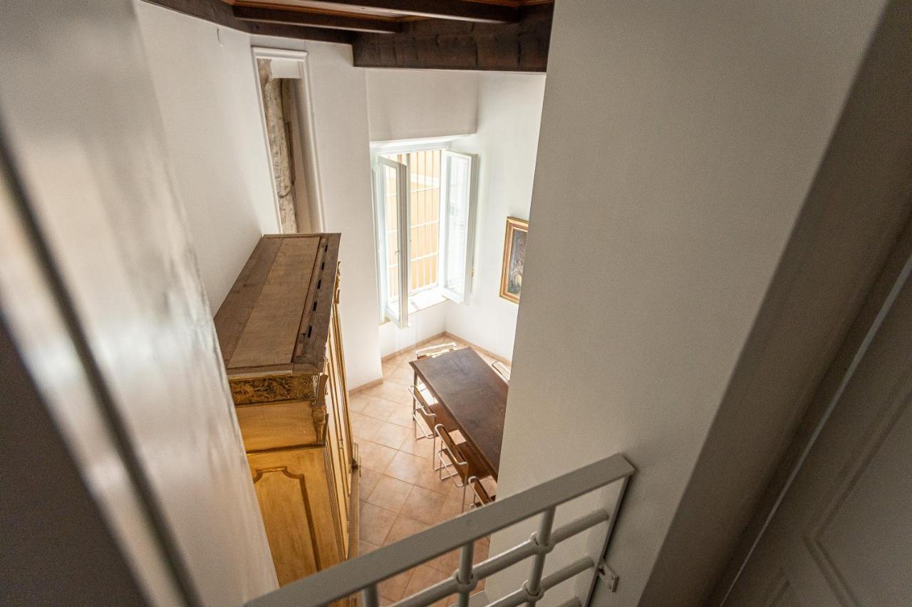 Amazing Historical Apartment - Jewish Ghetto Rome Exterior photo